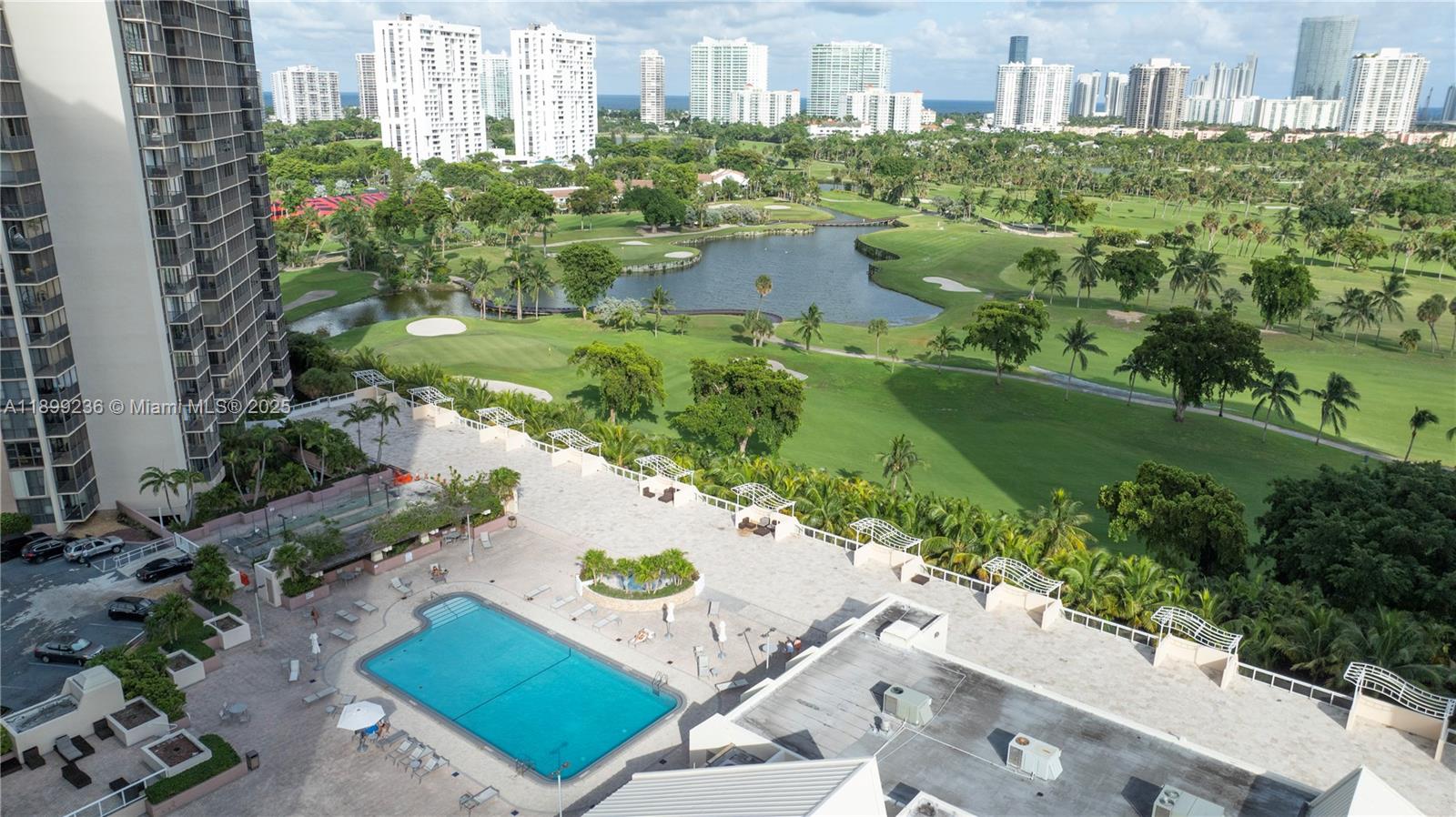 20379 W Country Club Dr # 2039, Aventura Unit: 2039