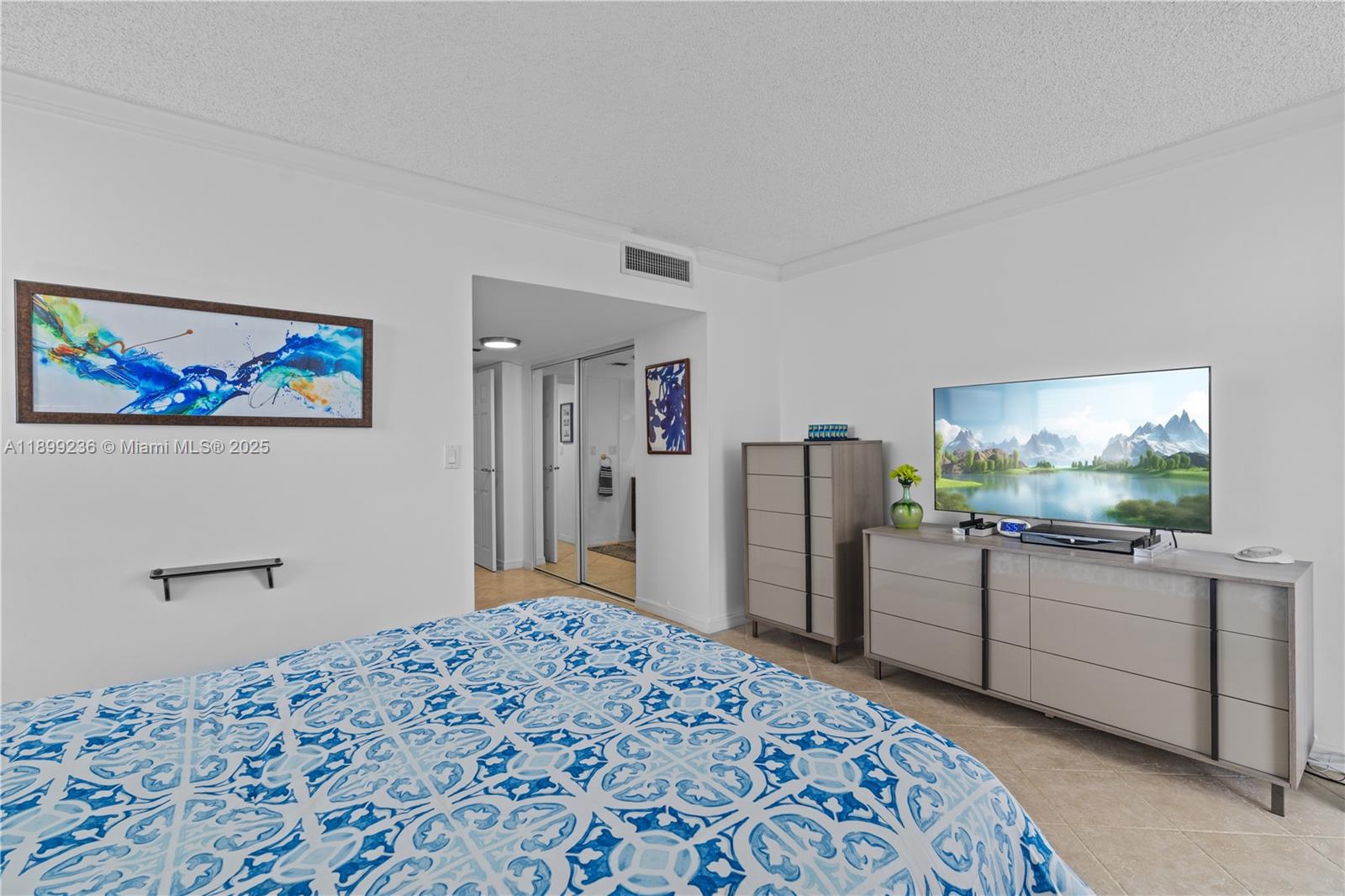 20379 W Country Club Dr # 2039, Aventura Unit: 2039