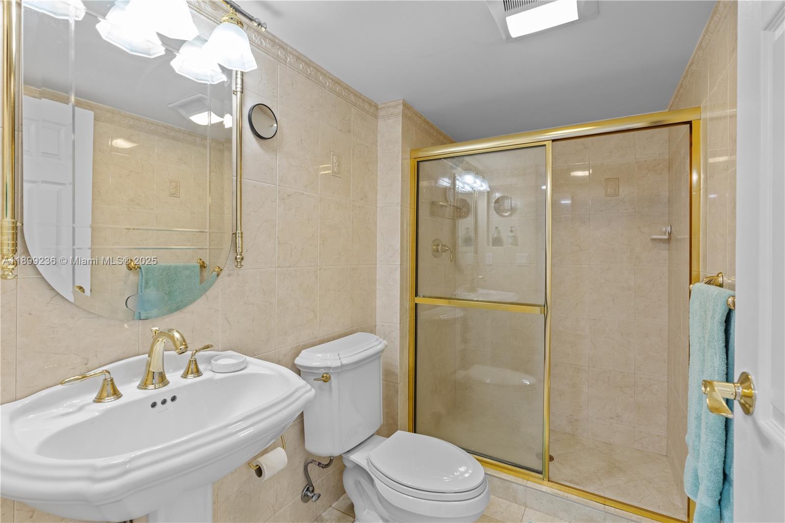 20379 W Country Club Dr # 2039, Aventura Unit: 2039