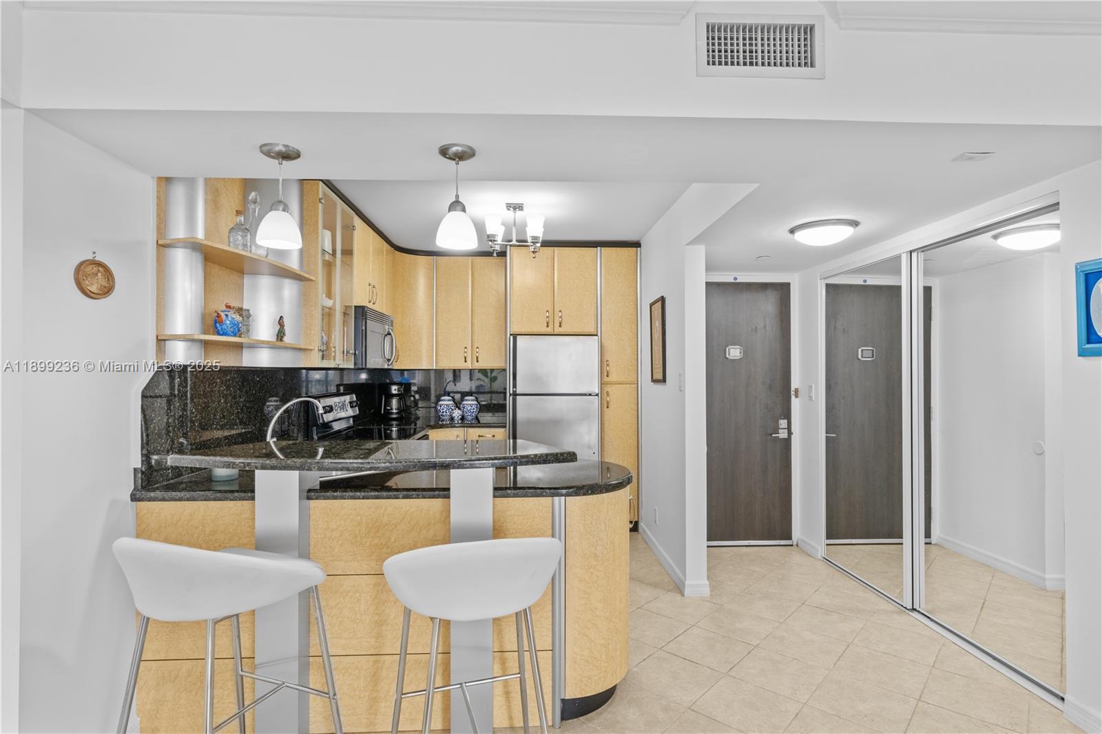 20379 W Country Club Dr # 2039, Aventura Unit: 2039