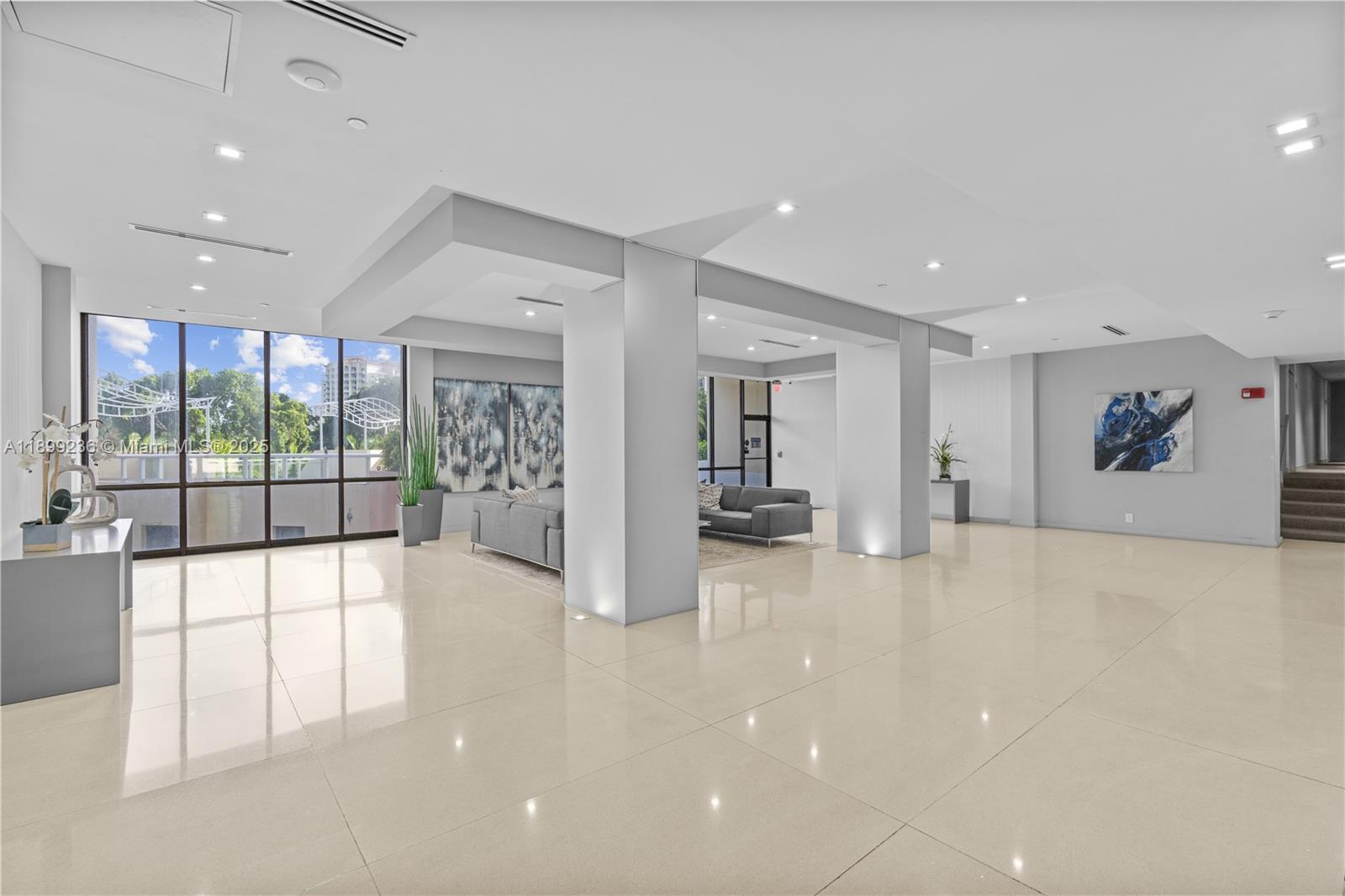 20379 W Country Club Dr # 2039, Aventura Unit: 2039