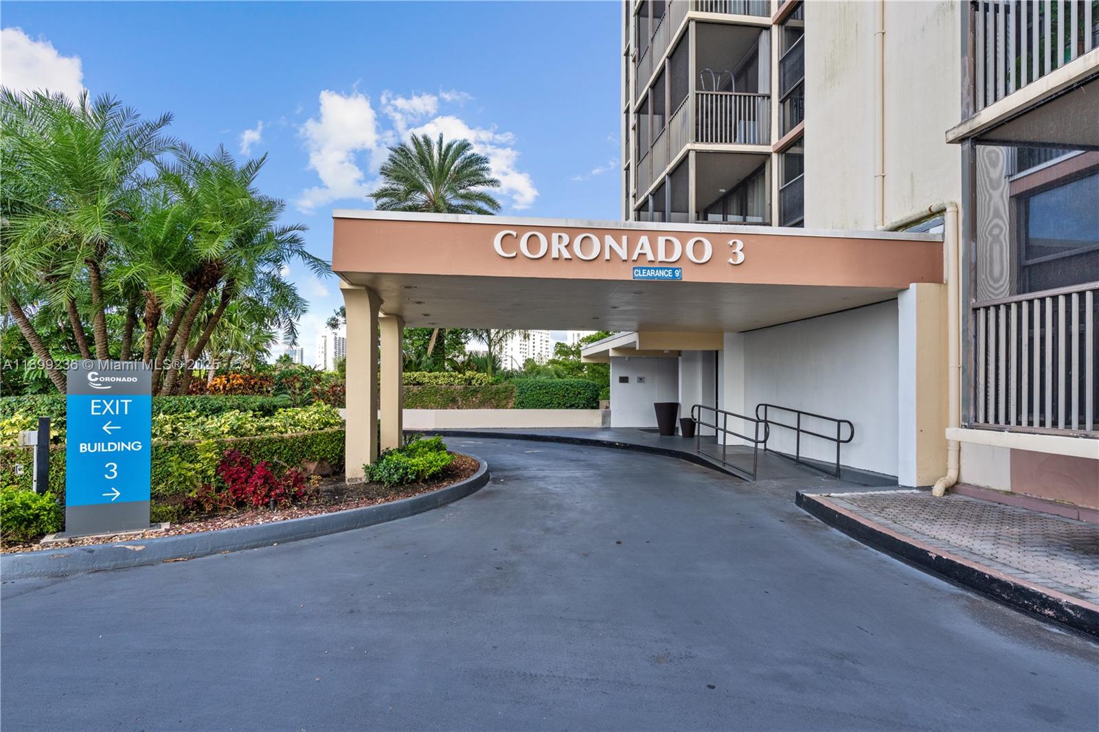 20379 W Country Club Dr # 2039, Aventura Unit: 2039