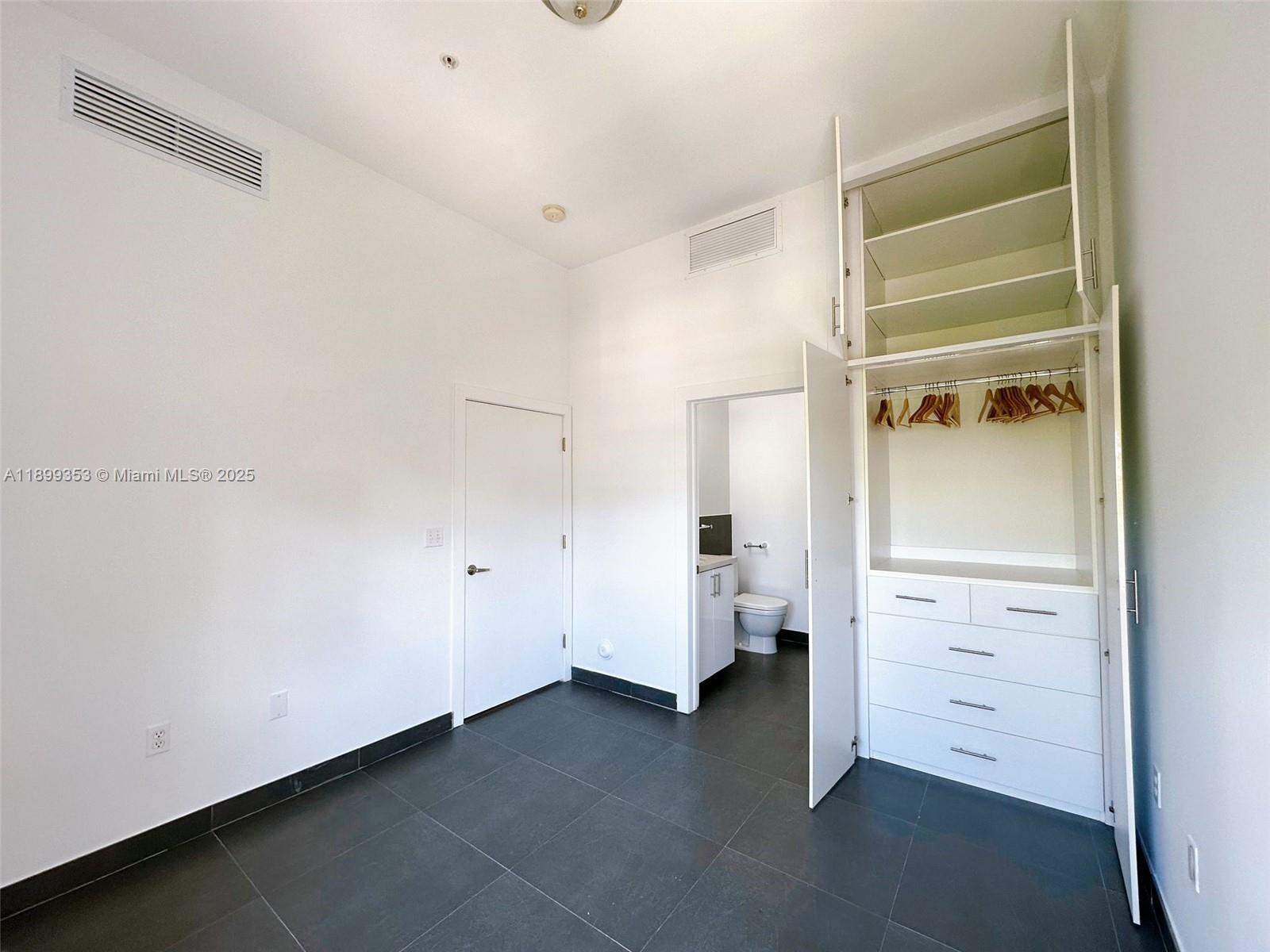 1600 Euclid Ave # 207, Miami Beach Unit: 207