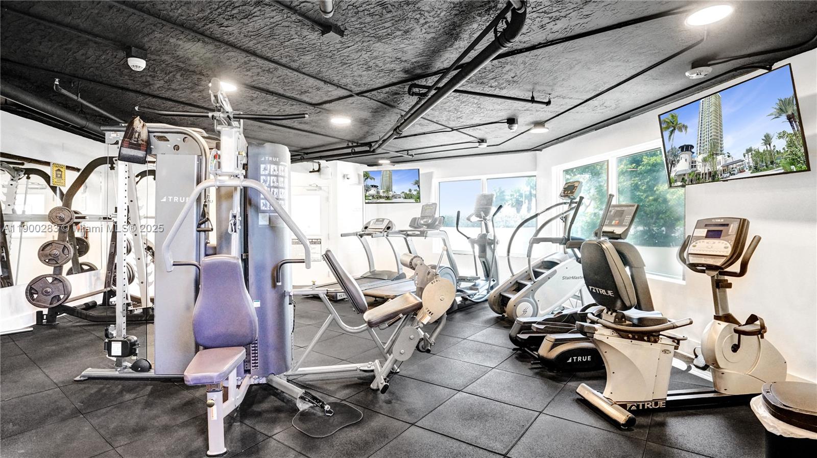 7330 Ocean Ter # B, Miami Beach Unit: 20-B