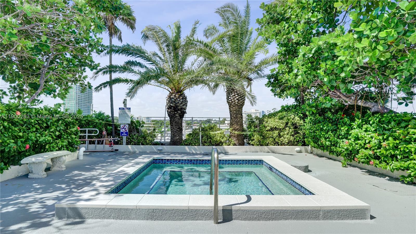7330 Ocean Ter # B, Miami Beach Unit: 20-B