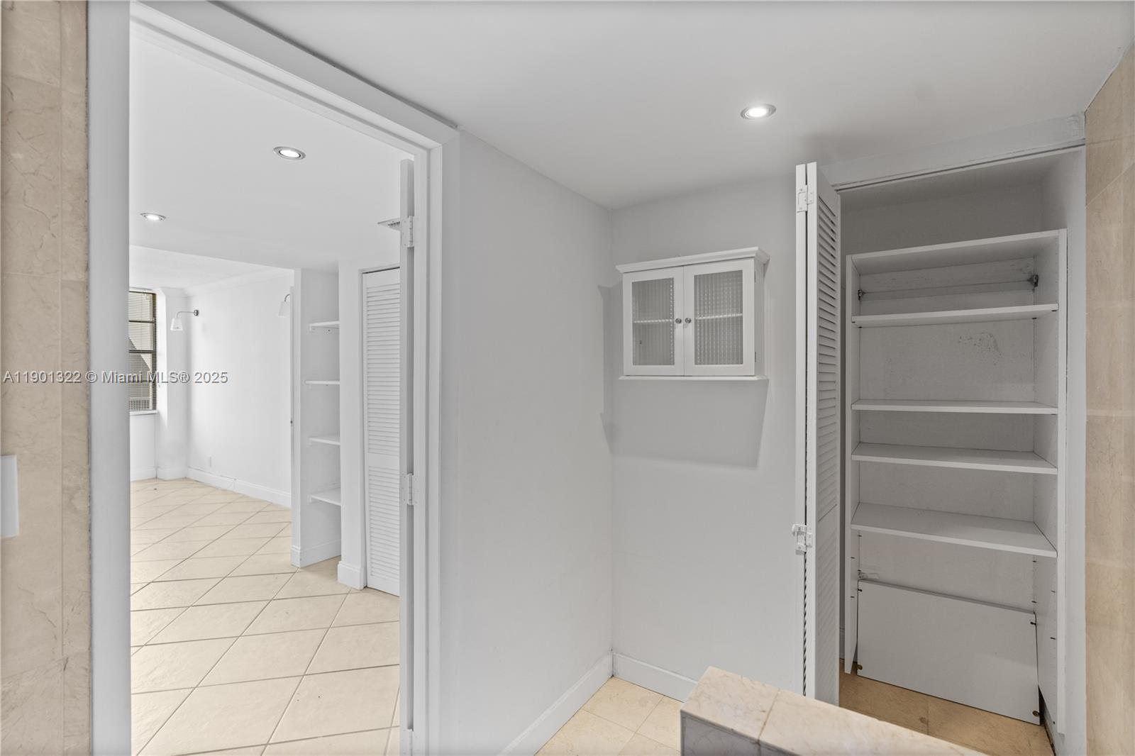 3475 N Country Club Dr # 814, Aventura Unit: 814