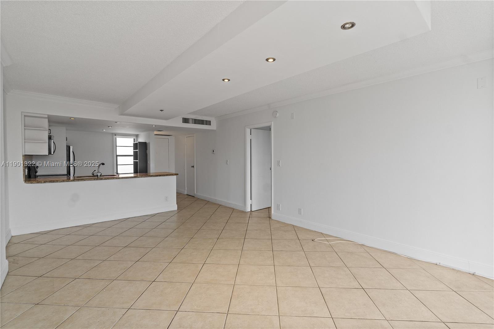 3475 N Country Club Dr # 814, Aventura Unit: 814