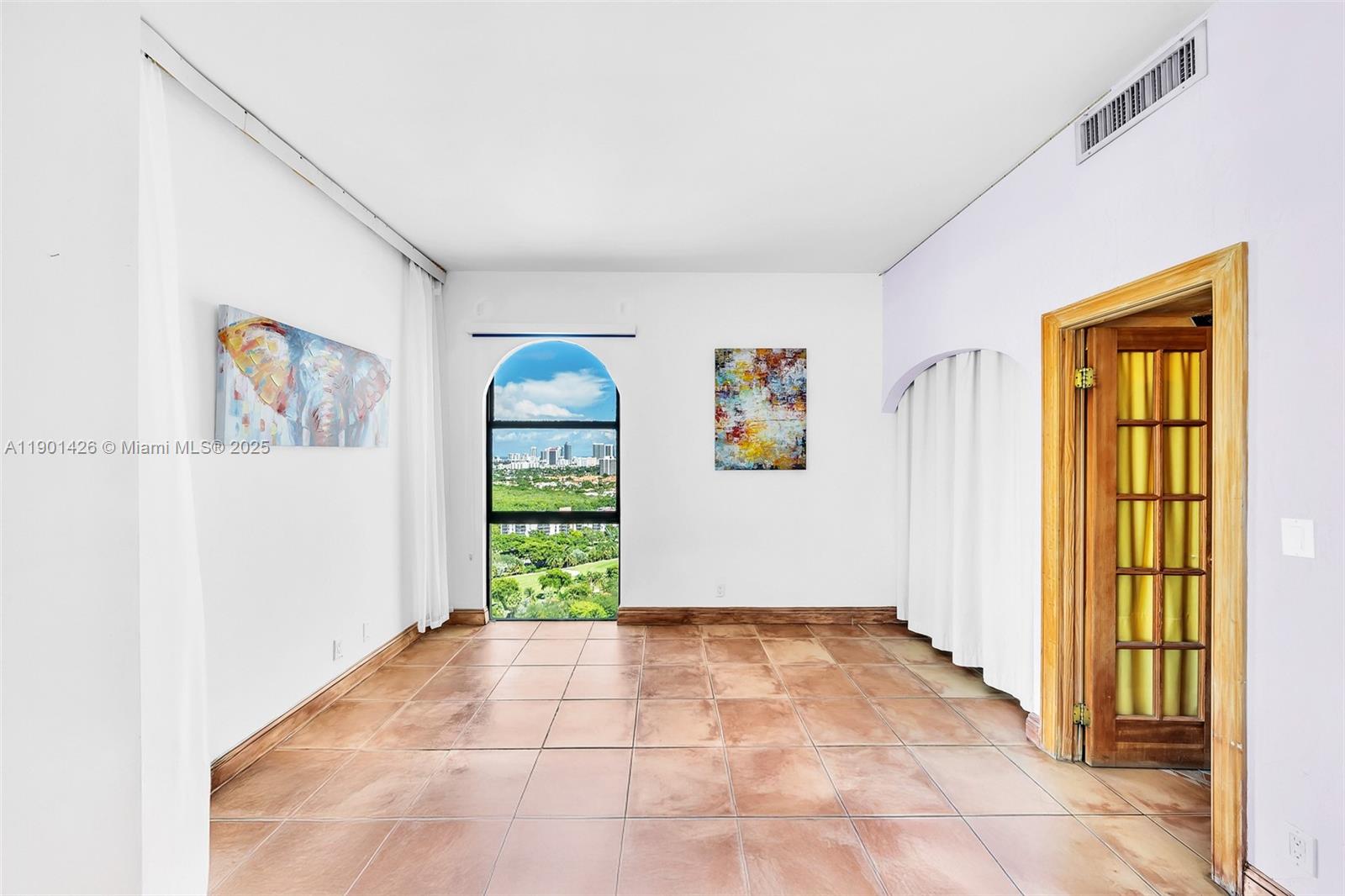 20301 W Country Club Dr, Aventura Unit: PH22