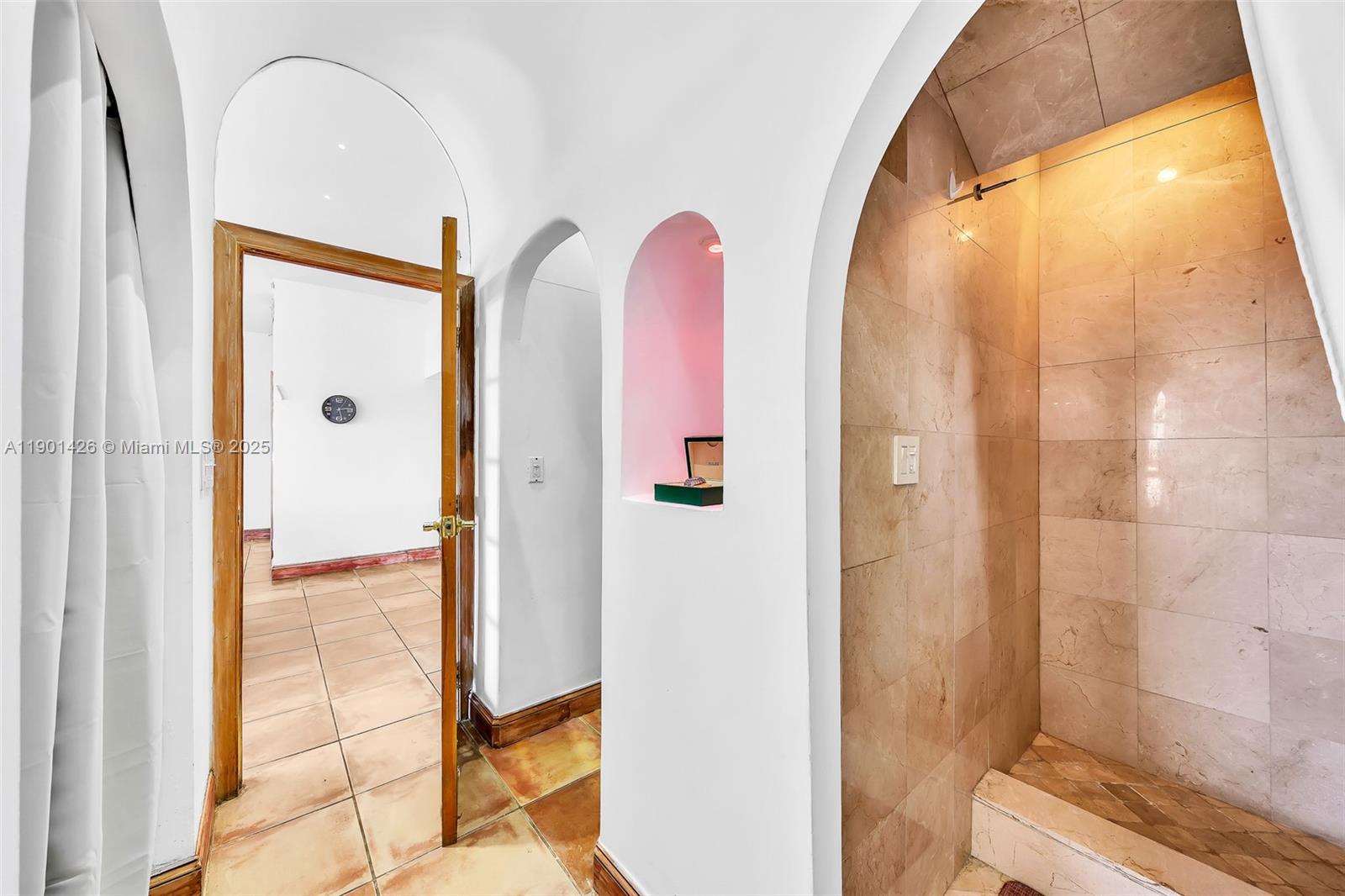 20301 W Country Club Dr, Aventura Unit: PH22