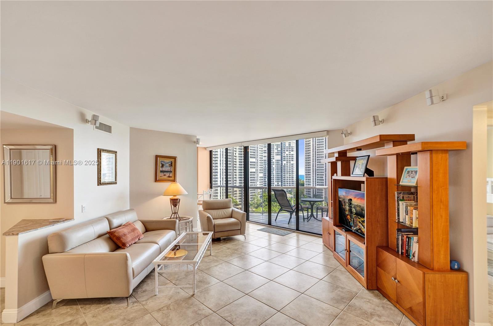 3610 Yacht Club Dr, Aventura Unit: PH07