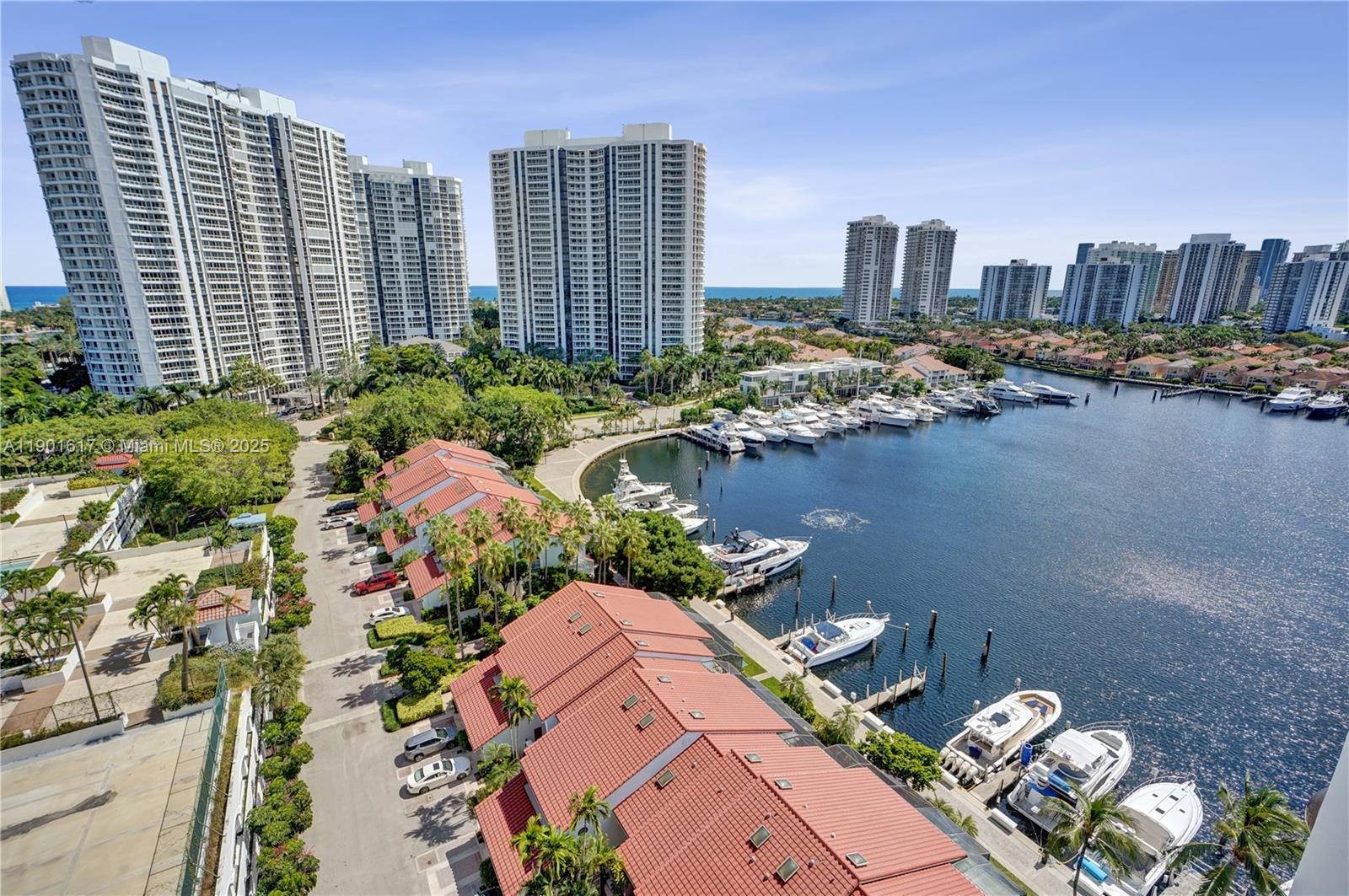 3610 Yacht Club Dr, Aventura Unit: PH07