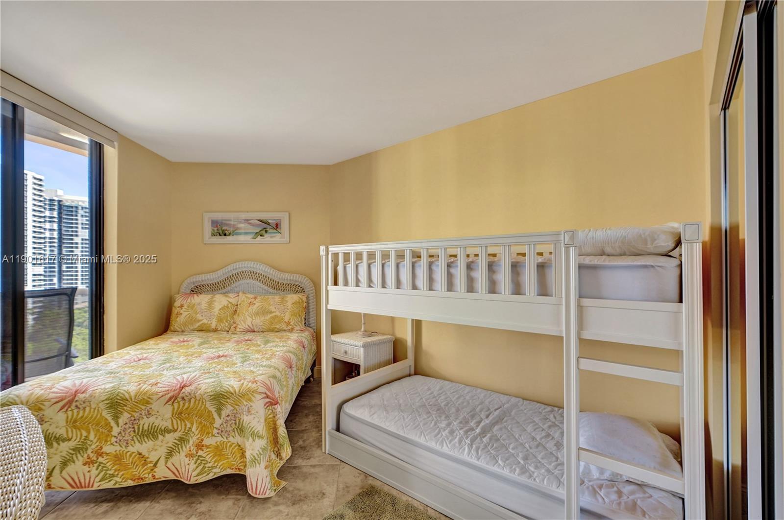 3610 Yacht Club Dr, Aventura Unit: PH07