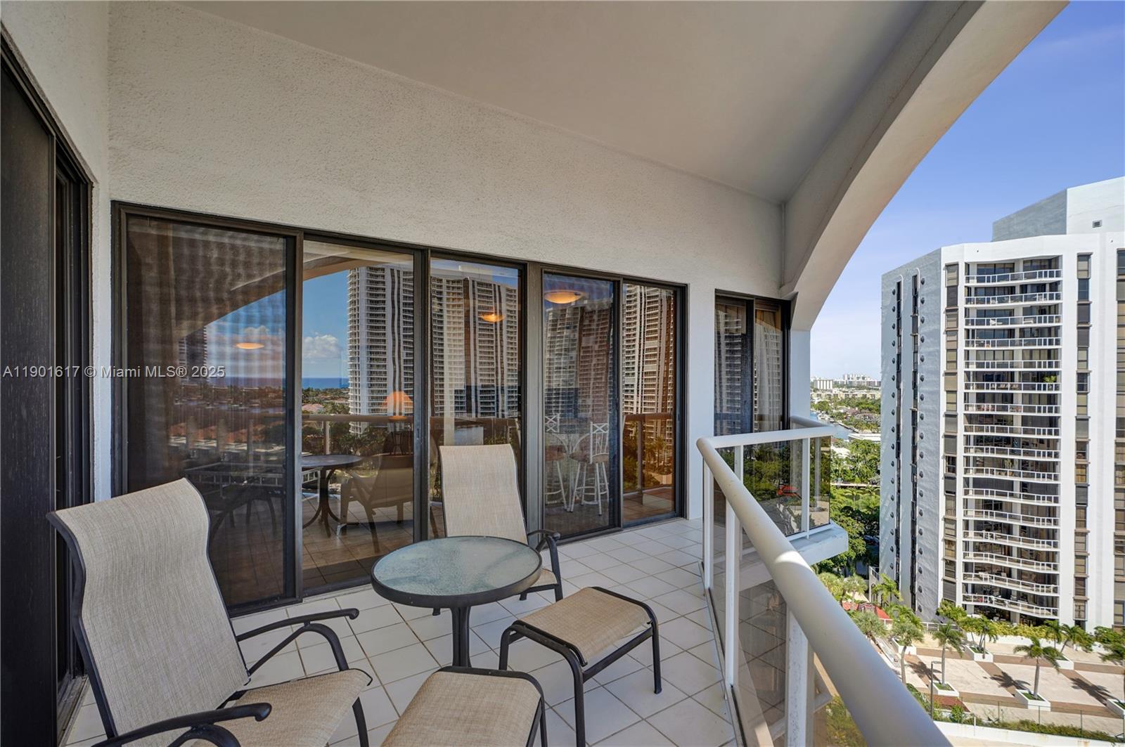 3610 Yacht Club Dr, Aventura Unit: PH07