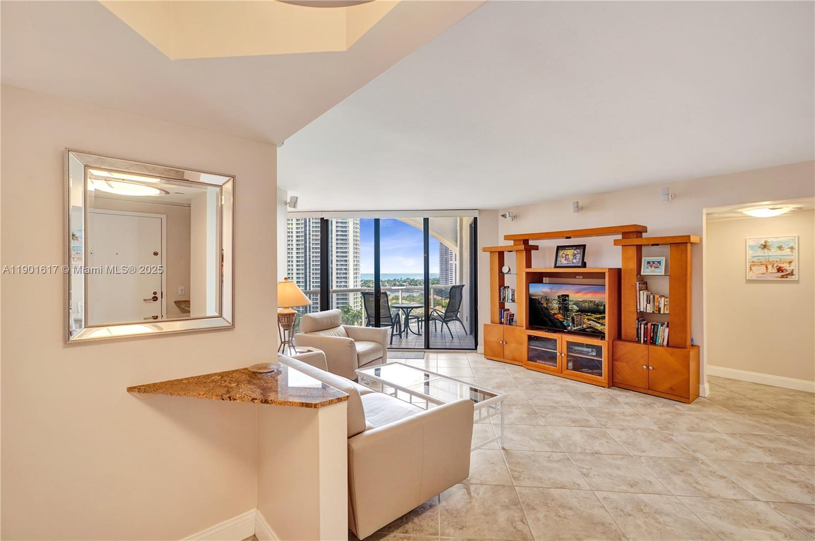 3610 Yacht Club Dr, Aventura Unit: PH07