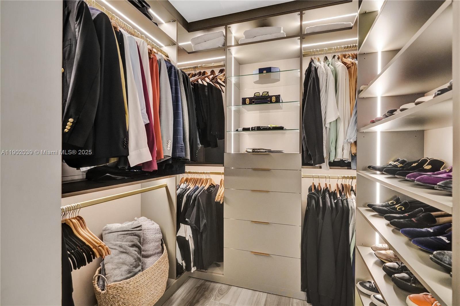 801 S Miami Ave # 2107, Miami Unit: 2107