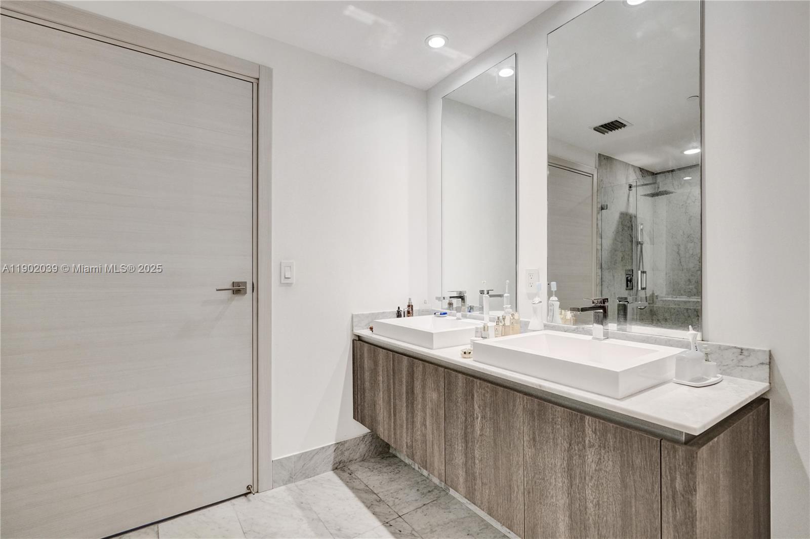 801 S Miami Ave # 2107, Miami Unit: 2107