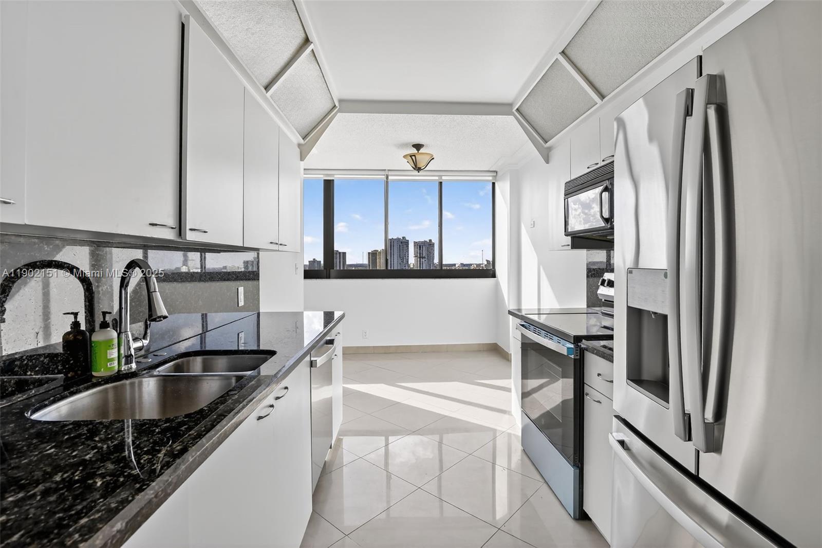 20185 E Country Club Dr # 1405