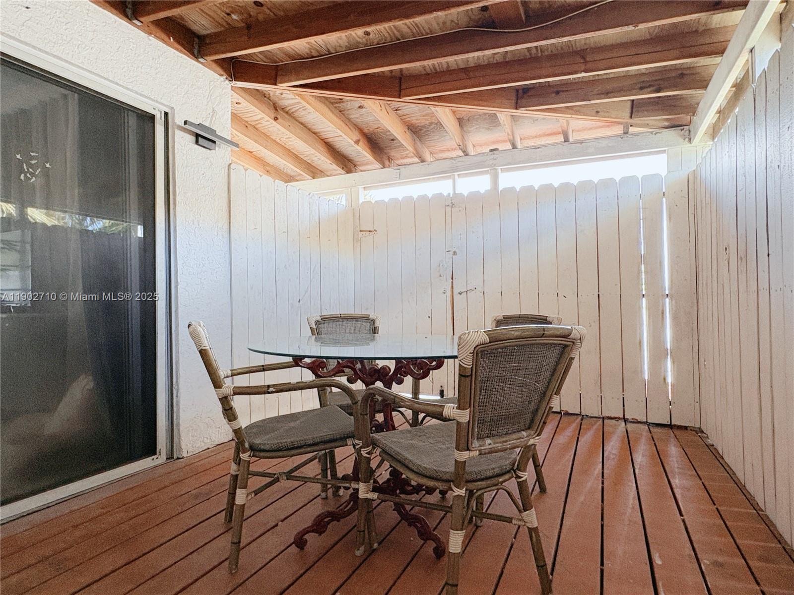 1726 Thomas St # 2, Hollywood Unit: 2