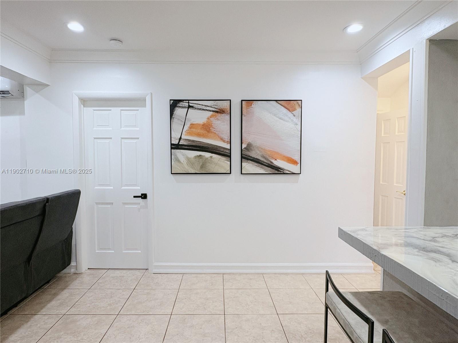 1726 Thomas St # 2, Hollywood Unit: 2