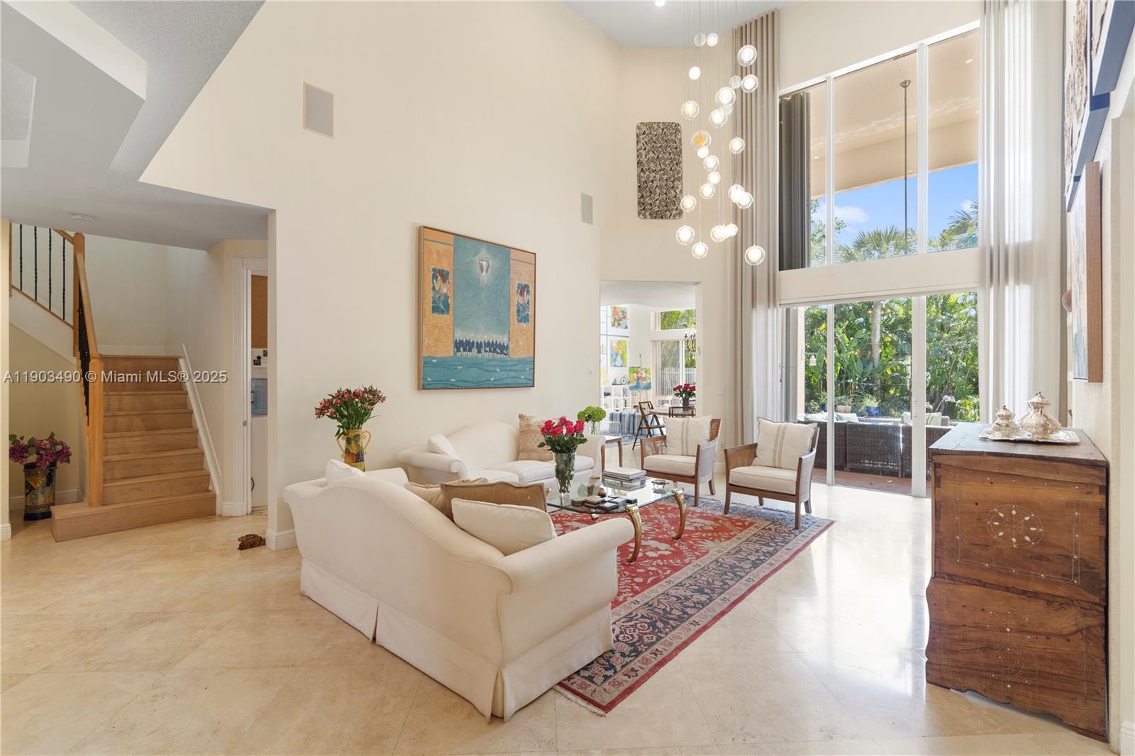 19542 Embassy Ct, Miami