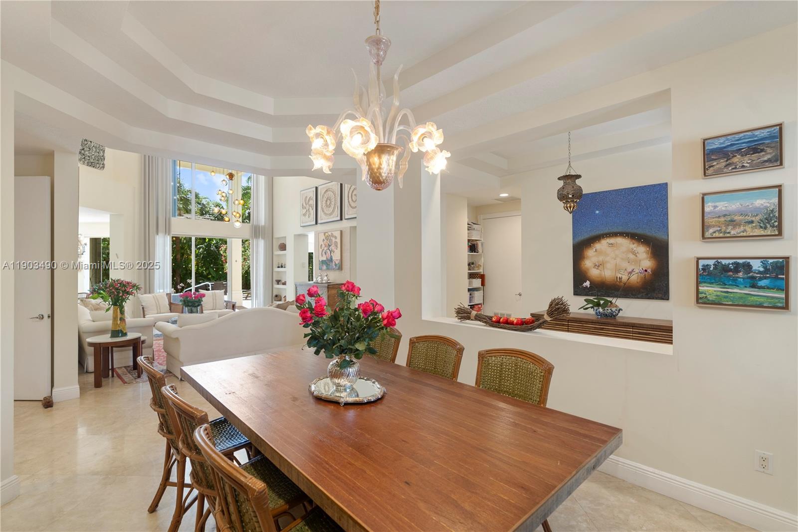 19542 Embassy Ct, Miami