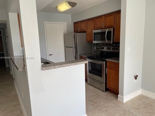 2331 NW 33rd St # 310