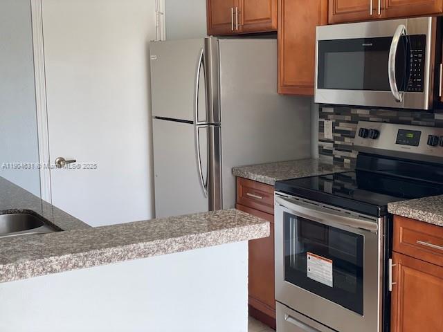 2331 NW 33rd St # 310