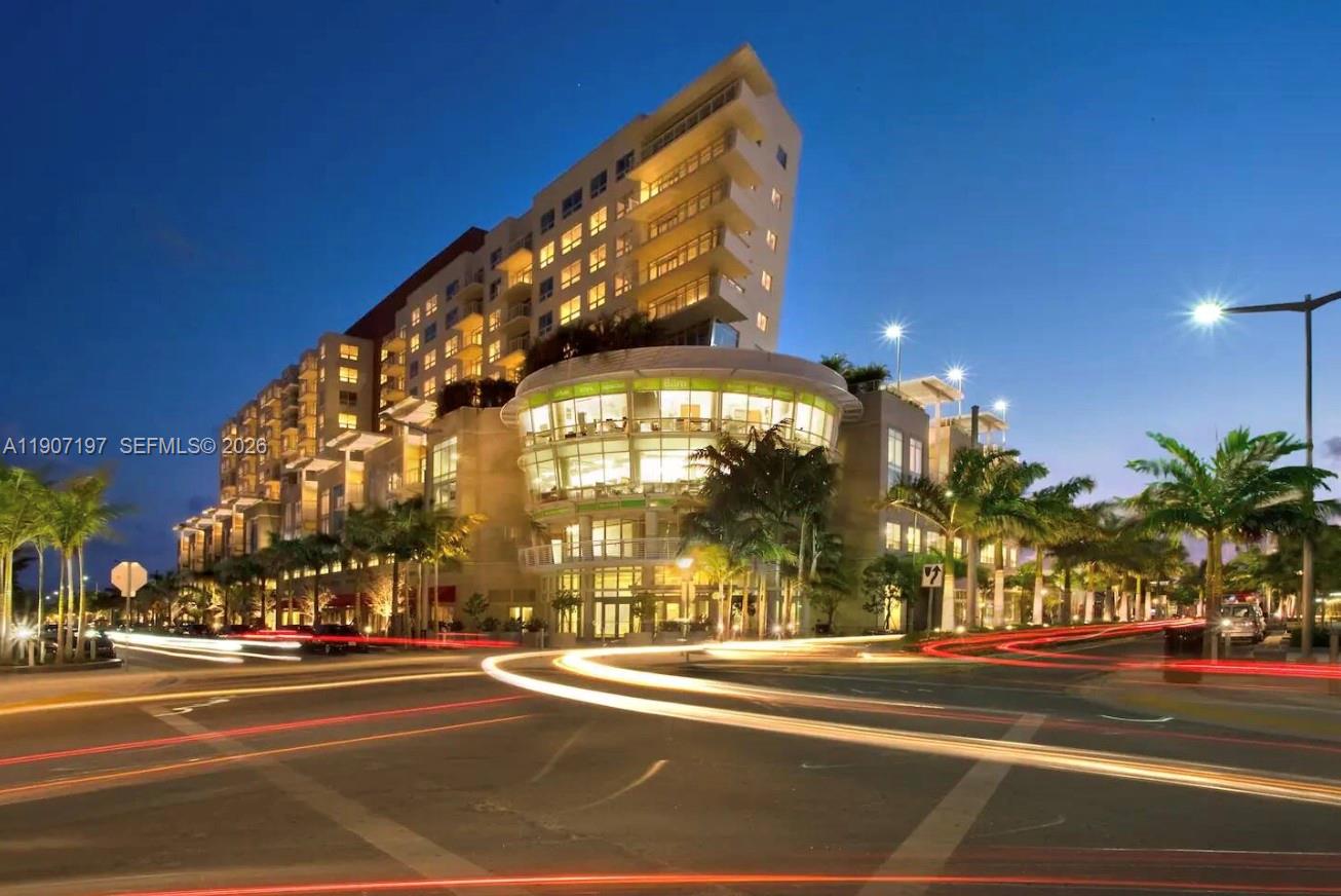 3250 NE 1st Ave # 910