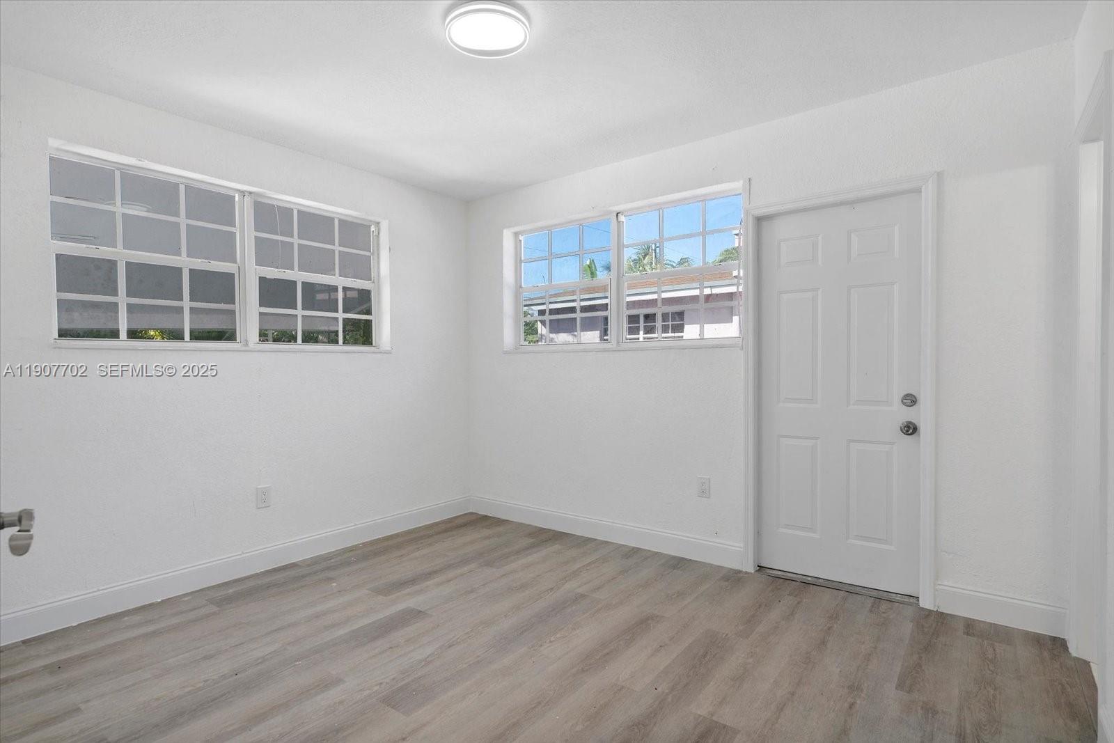 261 NE 172nd St