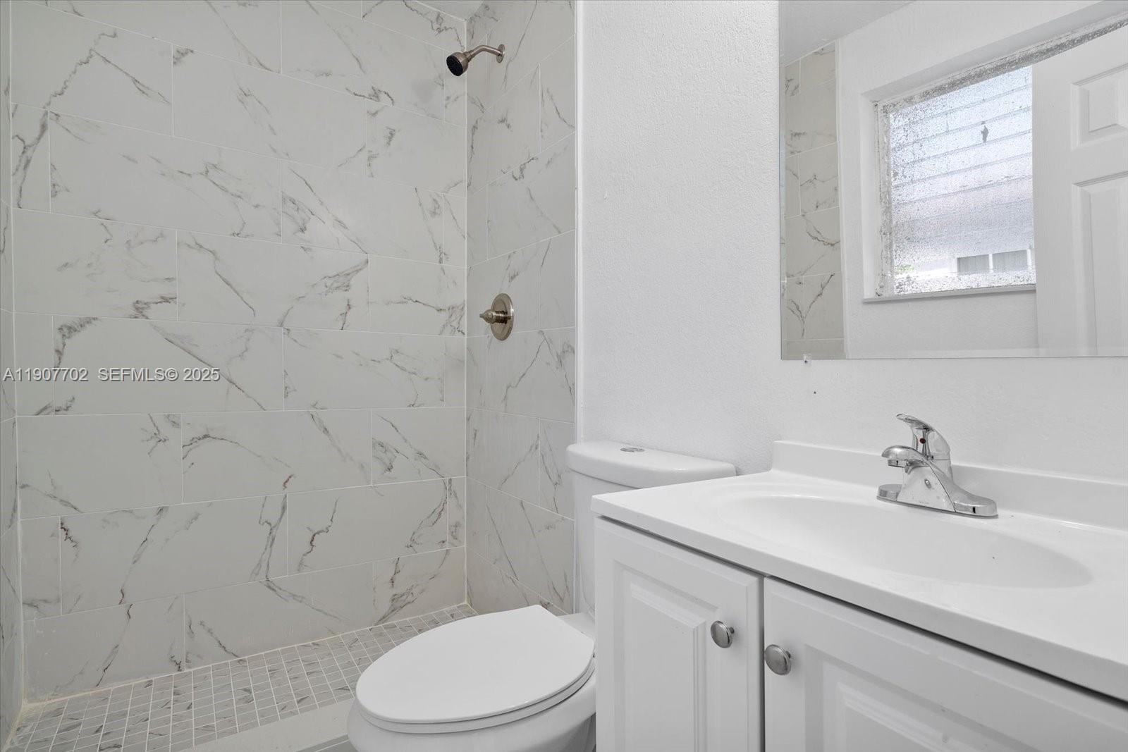 261 NE 172nd St