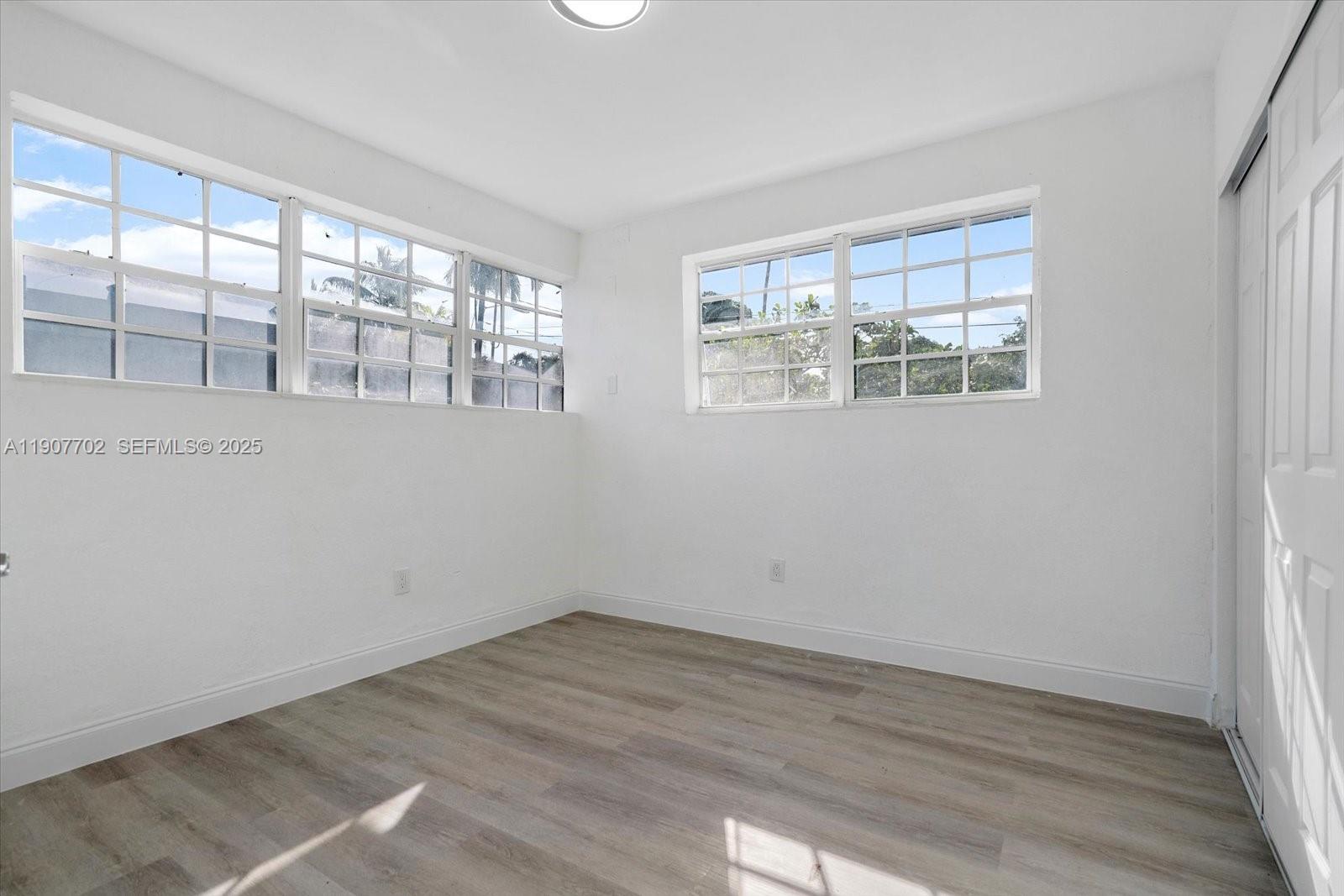 261 NE 172nd St
