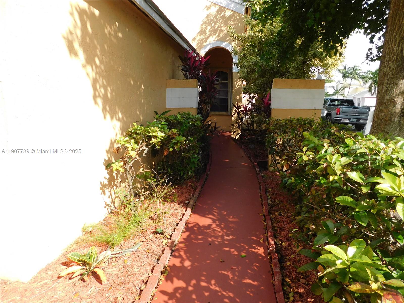 2851 W River Run Cir W # 2851