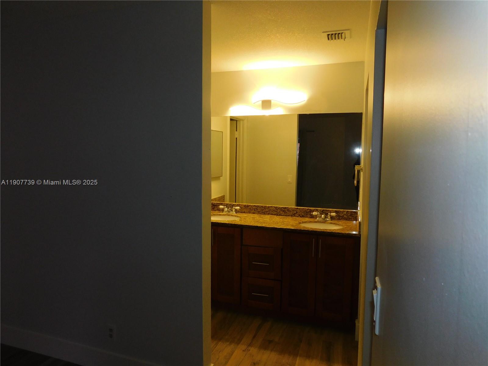 2851 W River Run Cir W # 2851