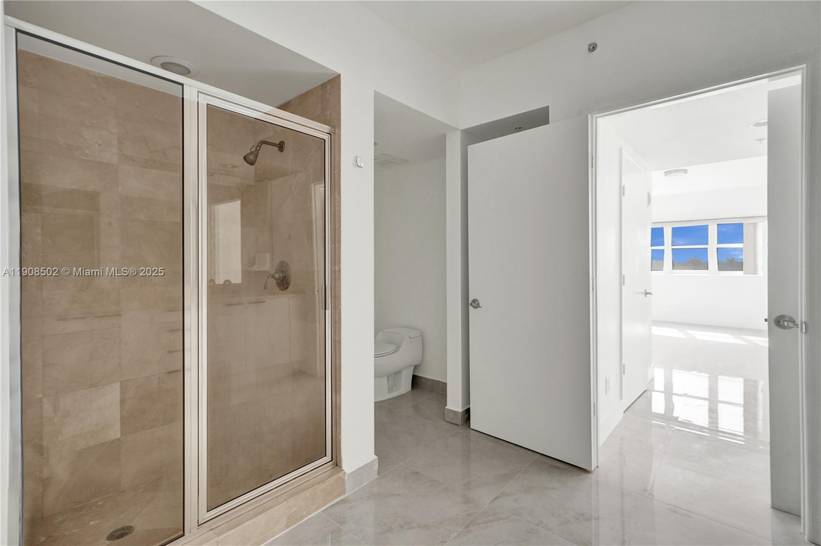 14951 Royal Oaks Ln # 806