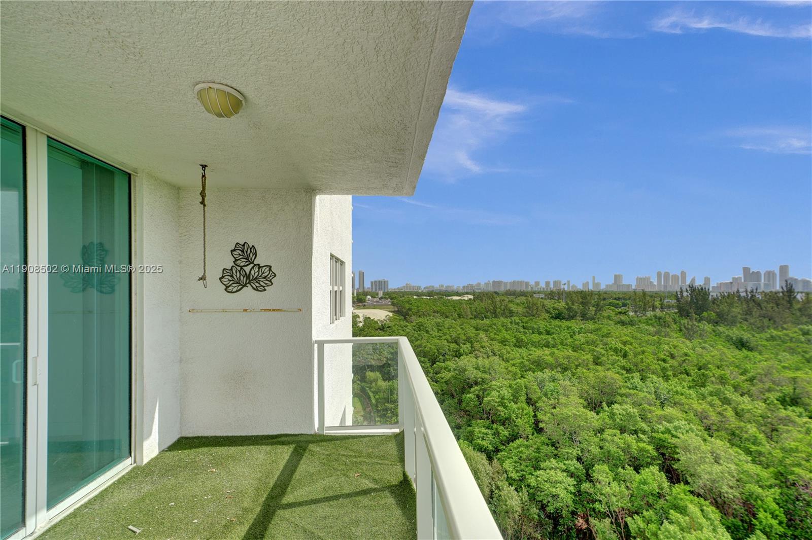 14951 Royal Oaks Ln # 806