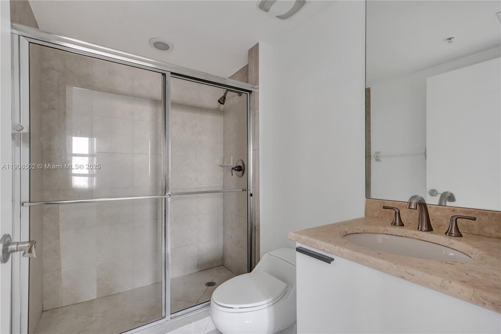 14951 Royal Oaks Ln # 806