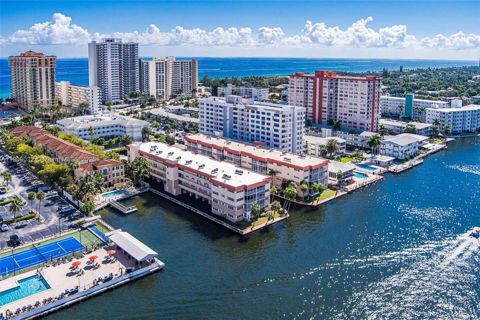 2081 S Ocean Dr # 308