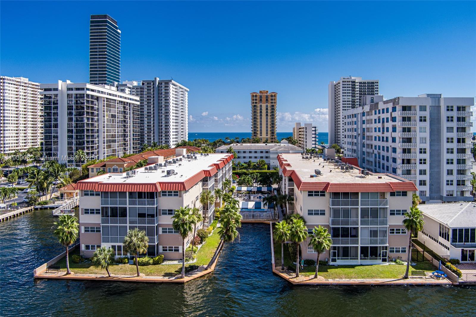 2081 S Ocean Dr # 308