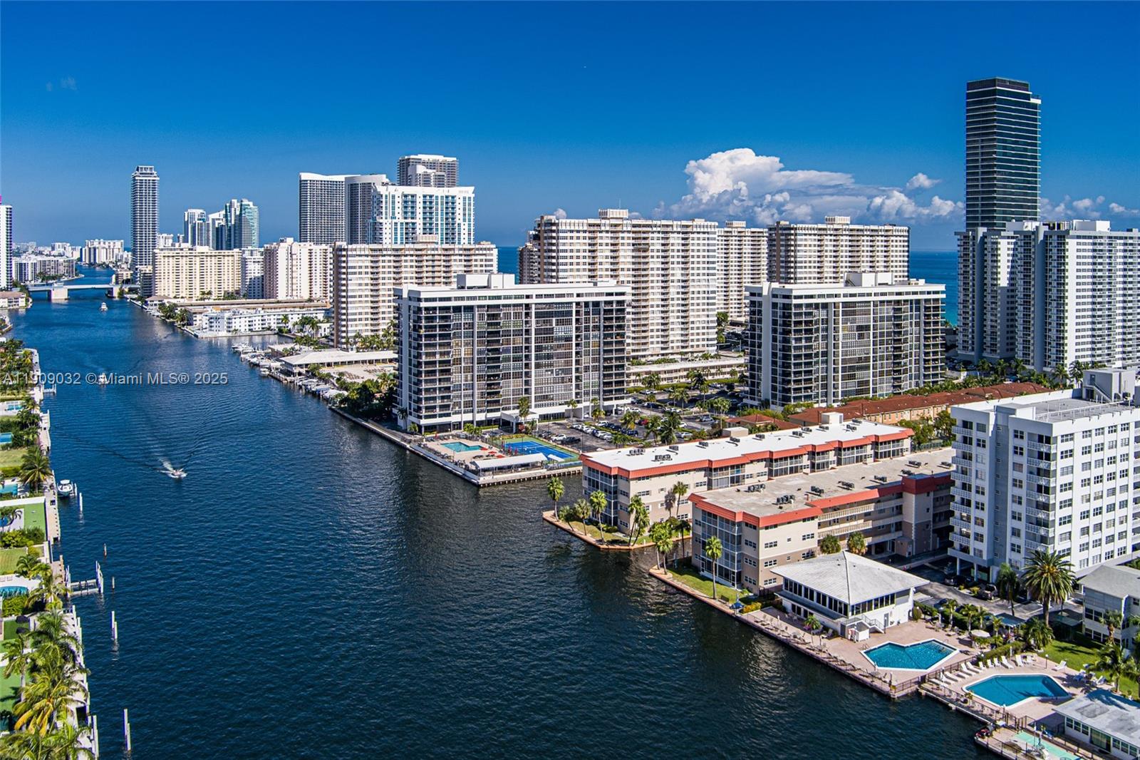 2081 S Ocean Dr # 308