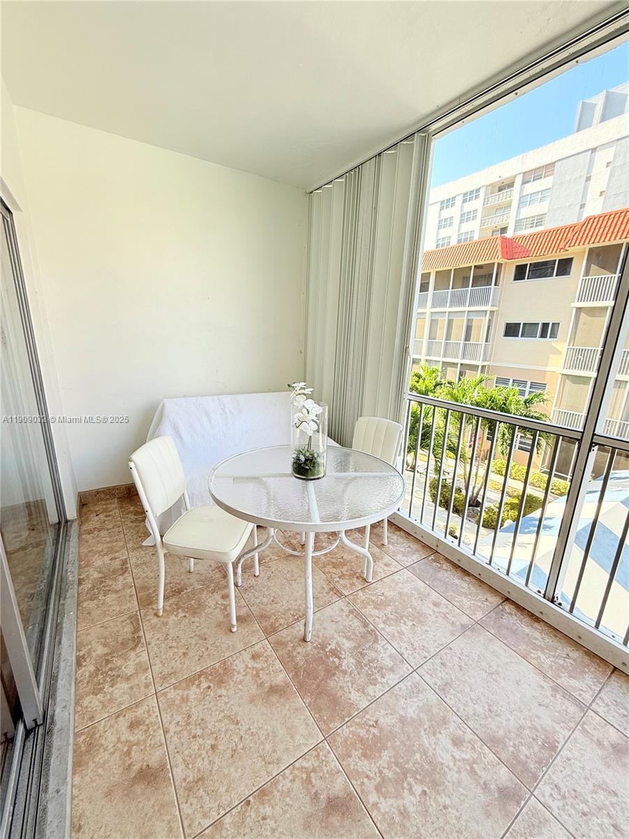 2081 S Ocean Dr # 308