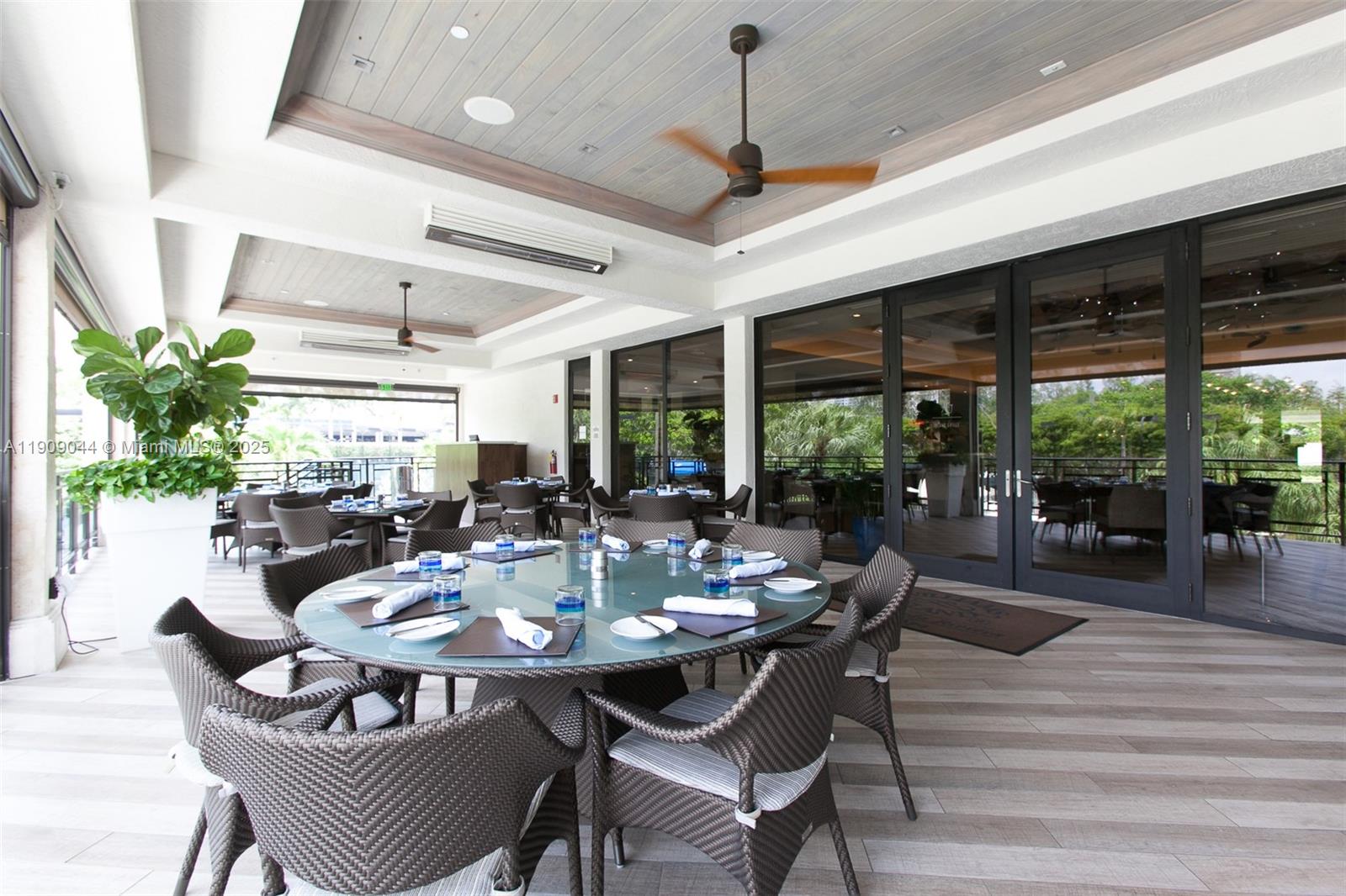 3000 Island Blvd # 1904