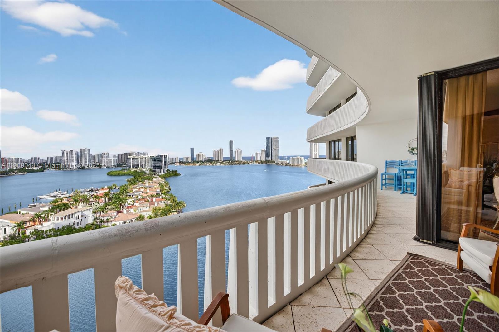 3000 Island Blvd # 1904