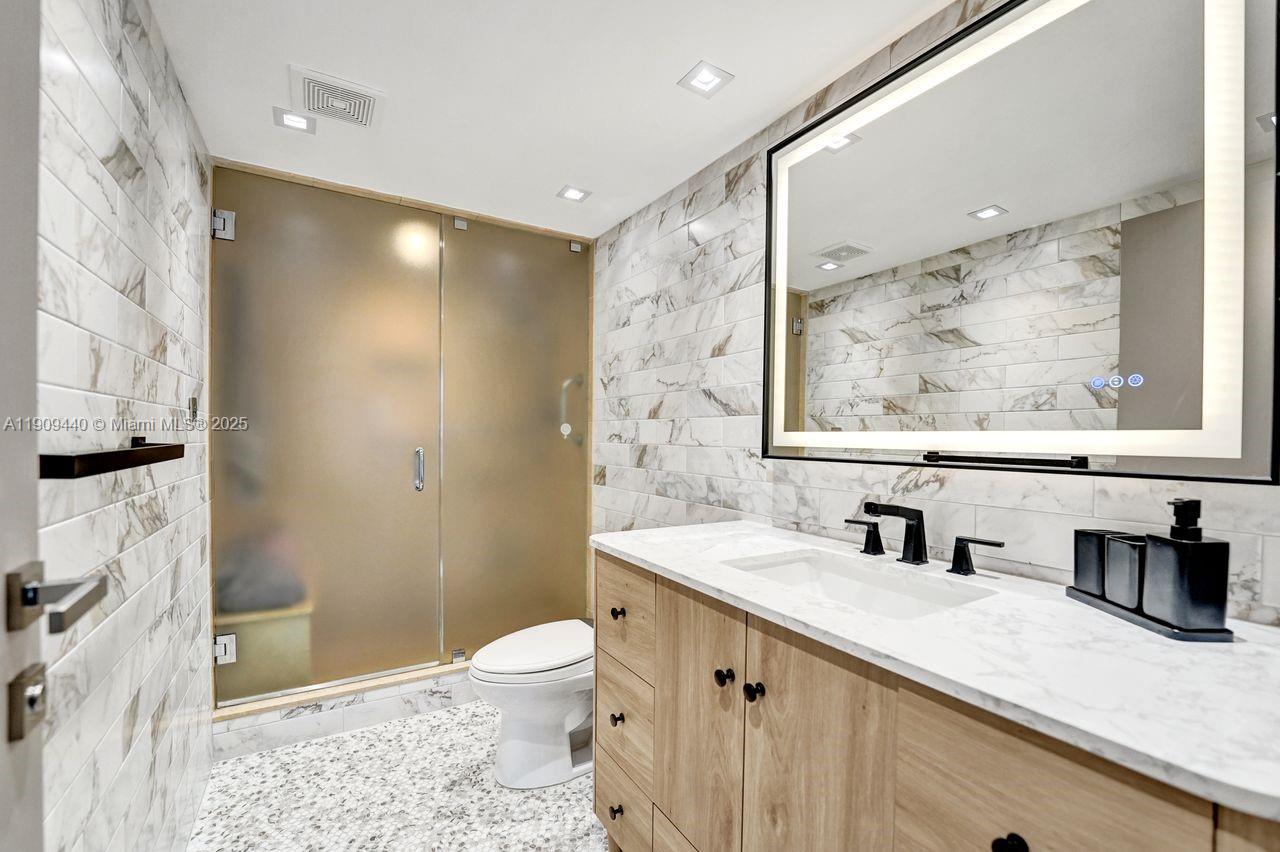 19667 Turnberry Way # 27J