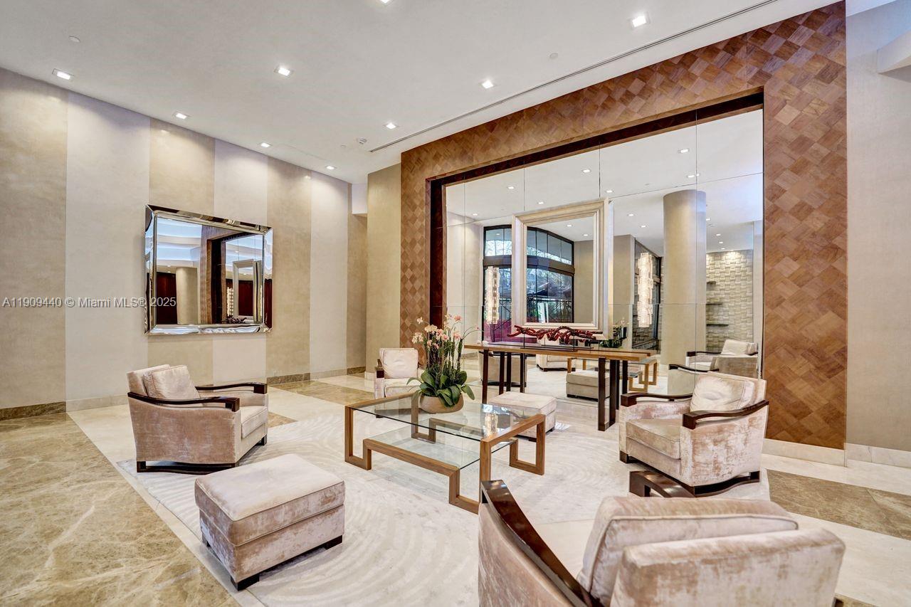 19667 Turnberry Way # 27J