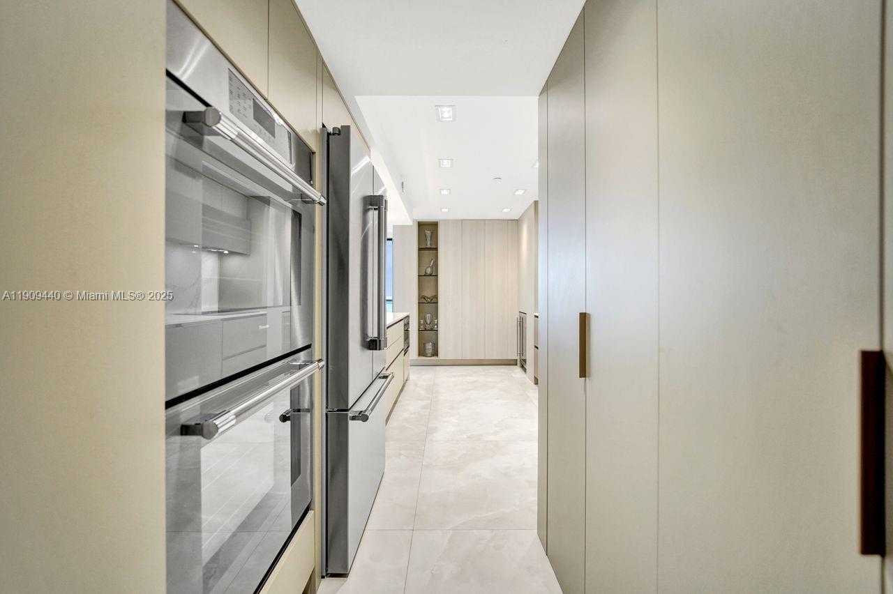 19667 Turnberry Way # 27J