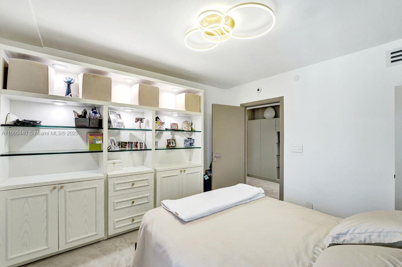 19667 Turnberry Way # 27J