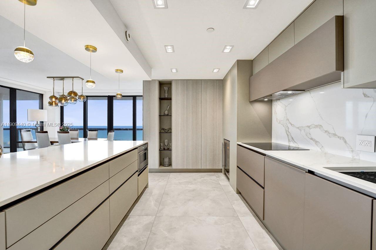 19667 Turnberry Way # 27J