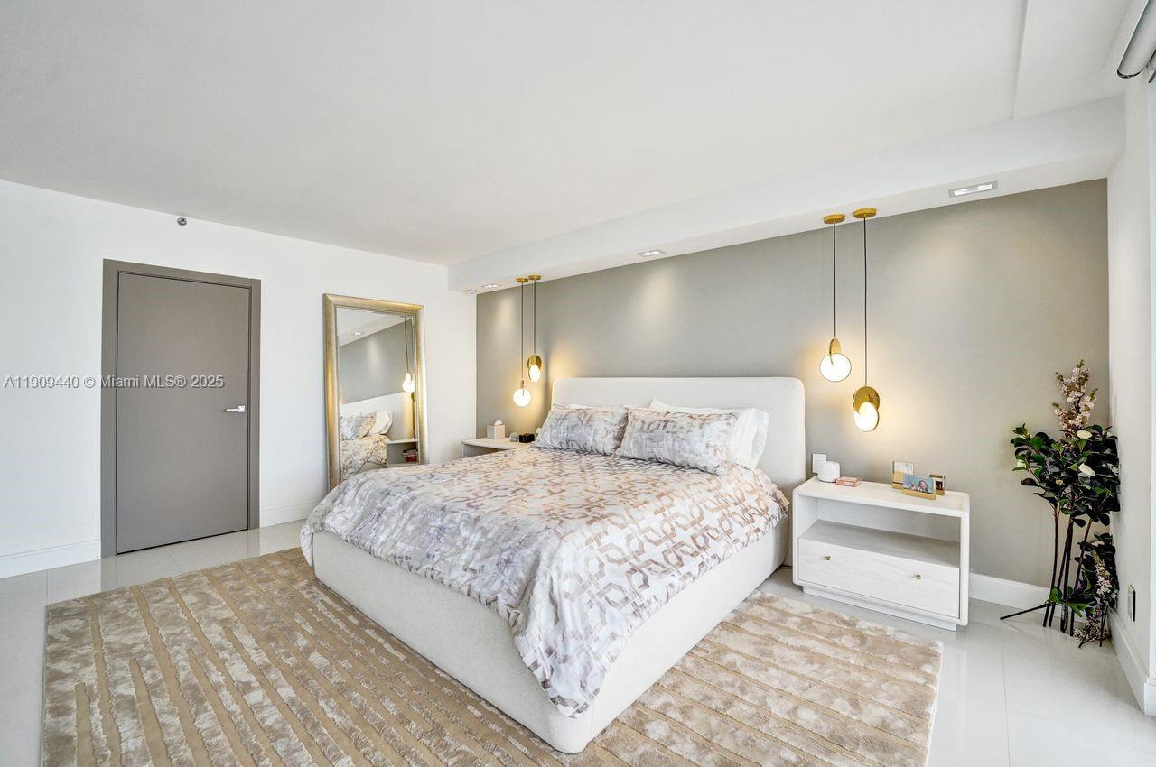 19667 Turnberry Way # 27J