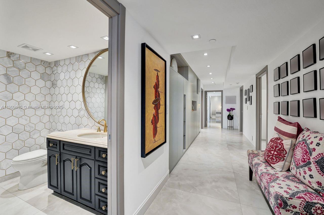 19667 Turnberry Way # 27J