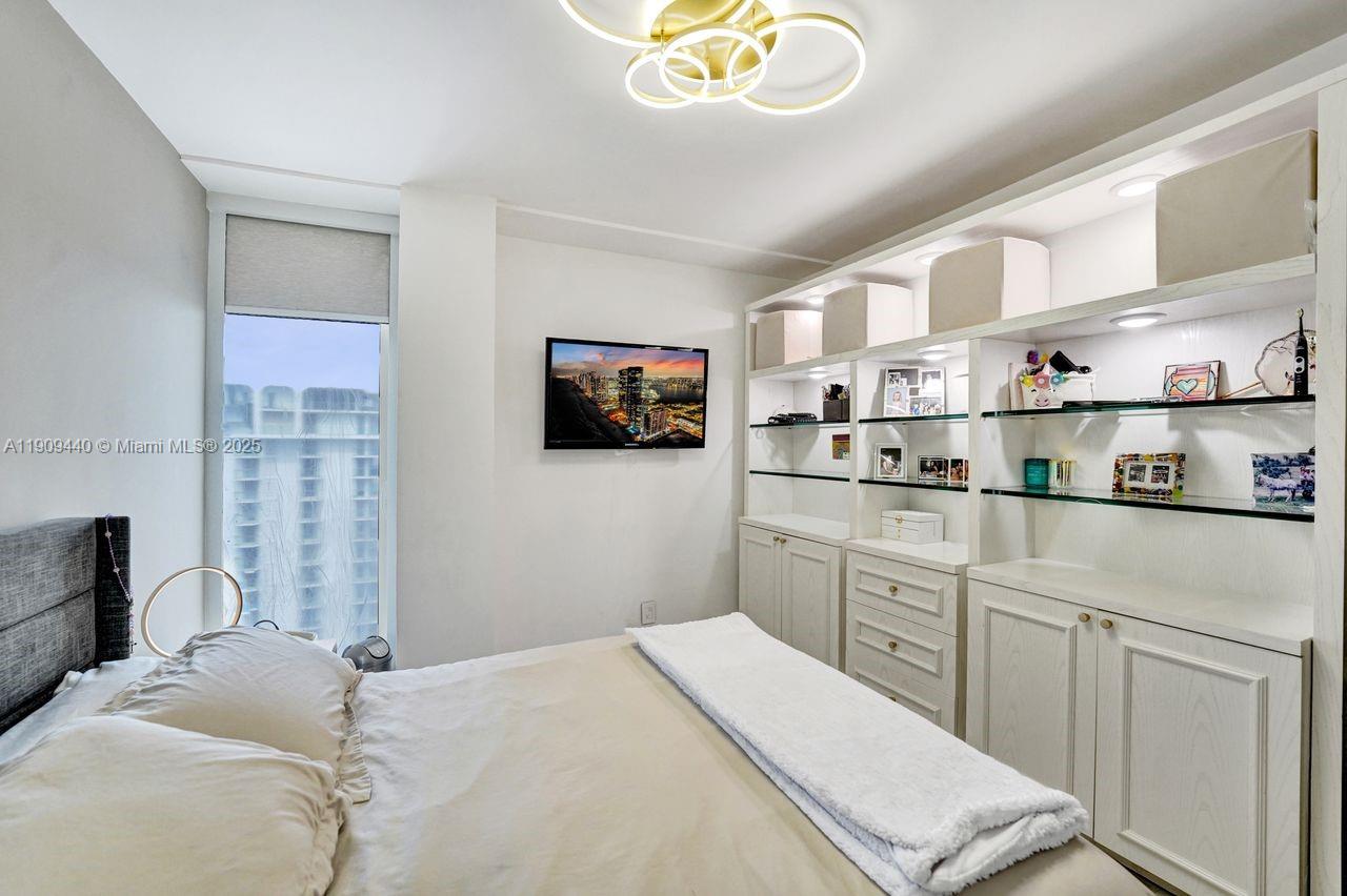 19667 Turnberry Way # 27J